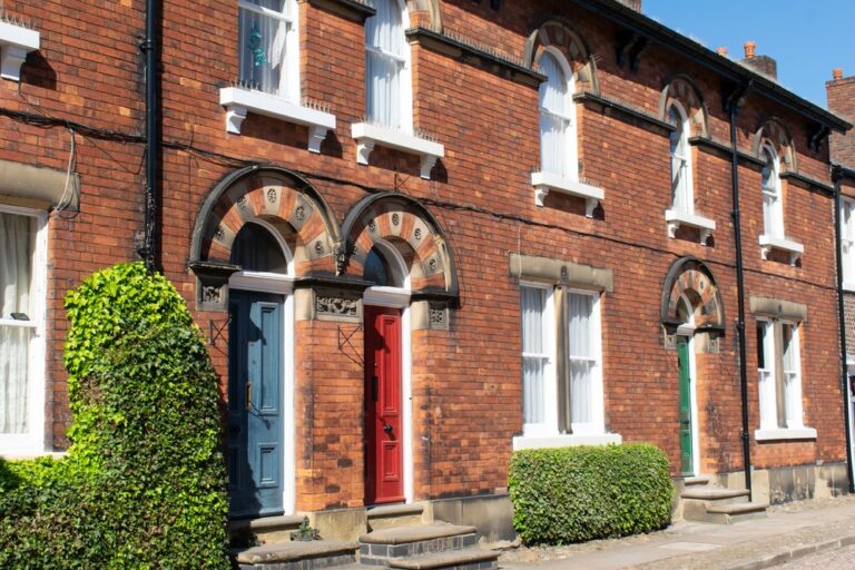 How to Sell Your House in Manchester Without Estate Agents