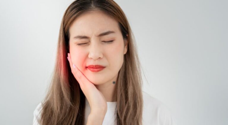 Severe Toothache at Night? Emergency Dentist Options in London